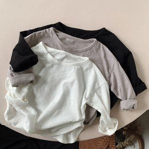 Long -sleeved T -shirt
